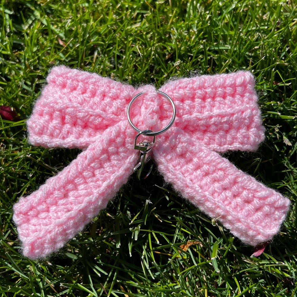 3/$20 Hand Crocheted Big Beautiful Bow Keychain/Bag Charm! - Picture 9 of 12